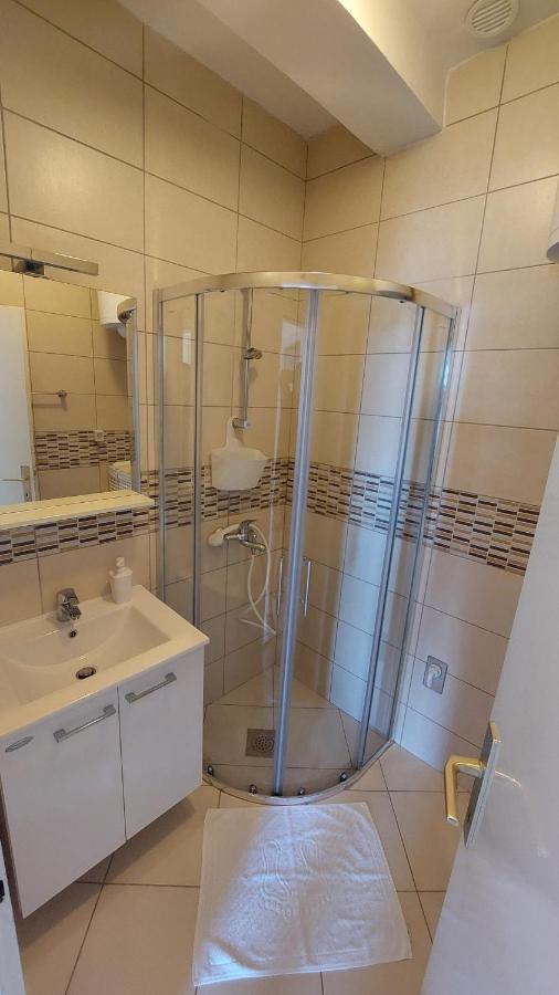 Apartmani Matea Zaton  Eksteriør bilde