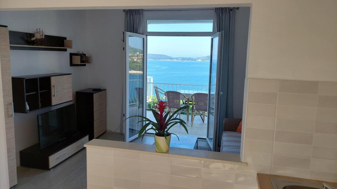 Apartmani Matea Zaton  Eksteriør bilde