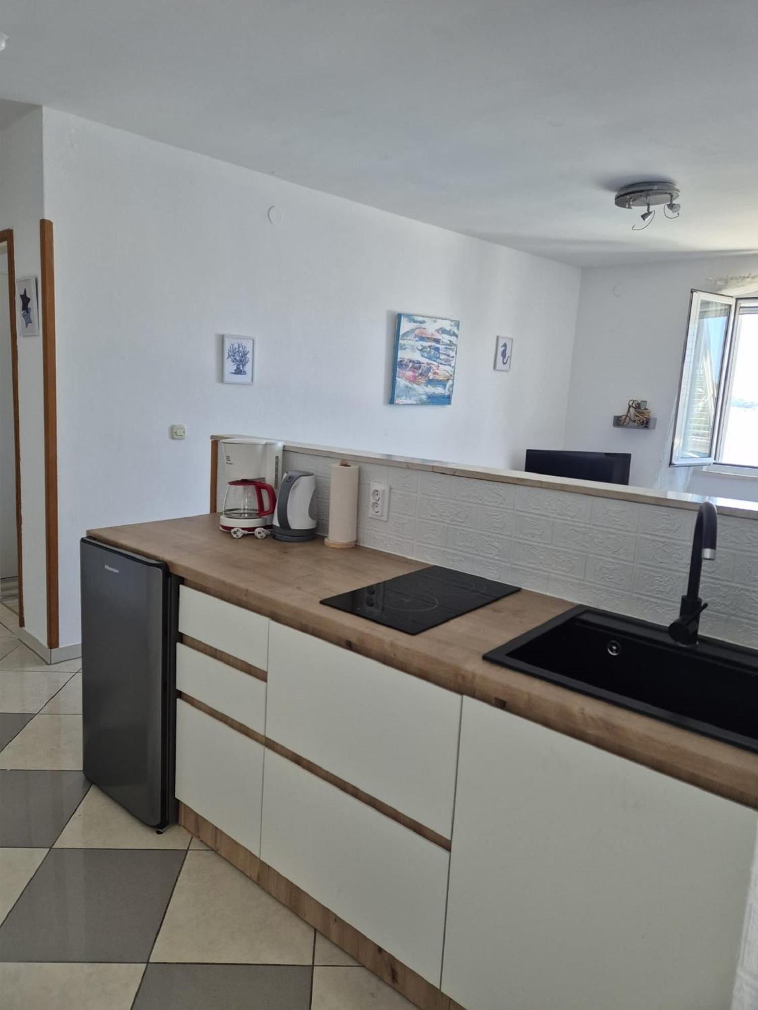 Apartmani Matea Zaton  Eksteriør bilde